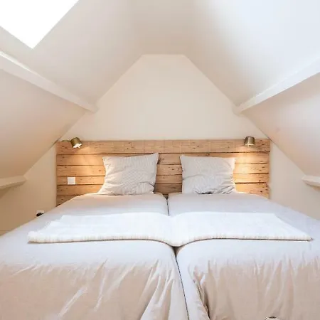 招待所 De La Croix Blanche